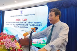 Vai trò đội ngũ trí thức trong tư vấn, phản biện và giám định xã hội