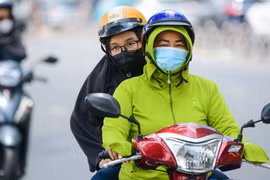 Miền Bắc nắng nóng gay gắt, cảnh báo cháy nổ và ảnh hưởng sức khỏe