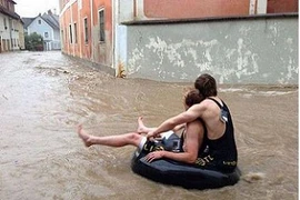 Giao thông mùa lũ