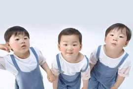 Vẻ ngoài sau dậy thì 3 anh em Deahan, Minguk, Manse gây bất ngờ