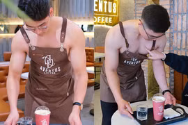 Tranh cãi dàn trai đẹp 6 múi “cởi trần” phục vụ quán cà phê