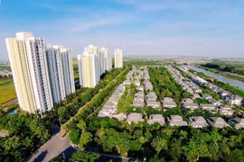 Cổ đông sáng lập Ecopark báo lãi 585 tỷ, nợ 8.223 tỷ