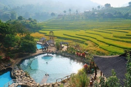 Được ví như "tiểu Bali", suối nước nóng Yên Bái có gì hút giới trẻ