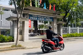 Hiệu trưởng nói gì về thông tin thu quỹ hội trại học sinh 5 triệu? 