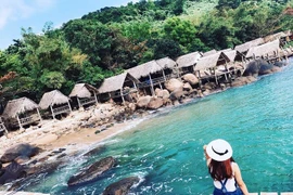 Hình ảnh đẹp "chất ngất" ở Sơn Trà, tuổi trẻ không đi một lần phí cả thanh xuân