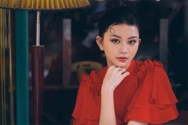 Dàn hot girl Việt xúng xính áo dài mừng năm mới Canh Tý 2020