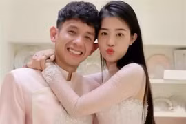 Sau Quang Hải, đến lượt Hồng Duy “bật đèn xanh” cho đám cưới