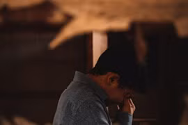 Trút giận lên nhân tình của vợ, chồng hối hận khi biết hậu quả