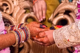 Chú rể hủy hôn vì cô dâu... học dốt 