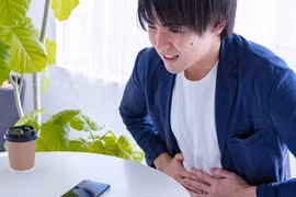 Đau bụng đi khám, choáng nặng vì bộ phận này thối rữa