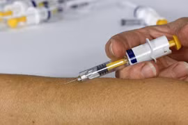 Tiêm “thuốc chống ung thư”, người phụ nữ gặp kết đắng