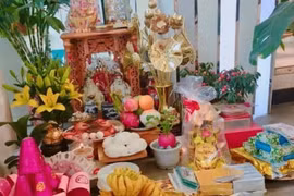 Canh Ba nửa đêm: Đặt 4 thứ này lên bàn thờ, khơi thông tài lộc