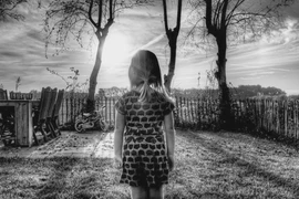 Nữ sinh 16 tuổi sinh con trong KTX, danh tính người cha gây sốc