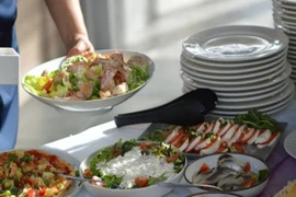 Đi lại khó khăn, cậu bé khiến bác sĩ sốc nặng vì sự thật