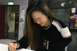 Tự ý uống thuốc giảm đau khi đau bụng, cô gái suýt mất mạng