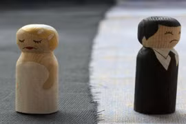 Đi công tác về, nghe câu này của con trai...tôi ly dị vợ