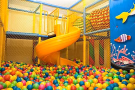 Chồng con đi chơi rồi “mất tích”, vợ sợ chết khiếp và sự thật