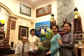 NSND Trần Tiến - bố NSND Lê Khanh qua đời