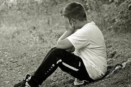 Ngứa mắt đi khám, không ngờ rận mu ký sinh khắp người