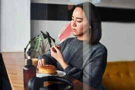 Chưa kịp mắc triệu chứng, Delta đã lây lượng virus “khủng” sang người khác