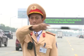 CSGT sẽ kiểm tra nồng độ cồn tất cả phương tiện vào cao tốc