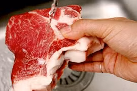Thịt bò càng chần càng bẩn, thêm bước này cực sạch lại ngọt thịt