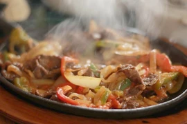 Làm điều này khi ăn cơm, người đàn ông ung thư thực quản