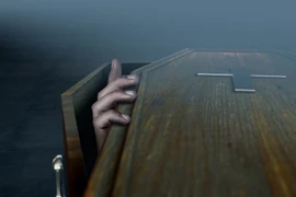 Người đàn ông đội mồ sống dậy, cả nhà tá hỏa khi biết...