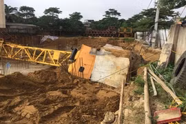 Nghệ An: Khởi tố vụ sập cần cẩu đè chết học sinh 