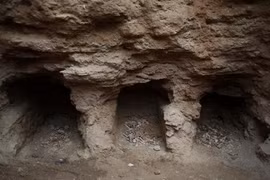 Mưa xối xả để lộ cấu trúc khổng lồ 2.000 năm tuổi ở Palestine