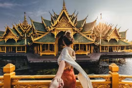 Khách Việt Nam đi du lịch Thái Lan phải khai báo online