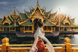 Khách Việt Nam đi du lịch Thái Lan phải khai báo online