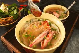 Thưởng thức món bún quậy đặc sản trứ danh "đảo ngọc" Phú Quốc