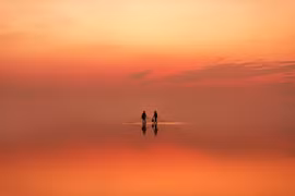 Biển vô cực - Chạm tay vào bình yên giữa lòng biển sớm 