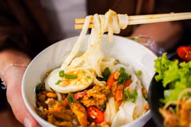 Đà Nẵng lot top 10 điểm đến ẩm thực hấp dẫn năm 2025