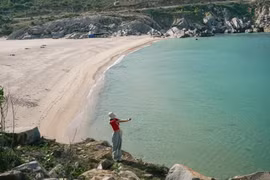 Khám phá “đôi mắt biếc” mê hoặc của Ninh Thuận