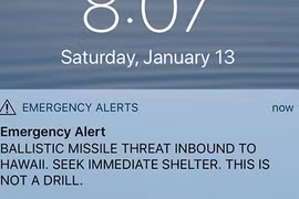 Hawaii nhận cảnh báo tên lửa đạn đạo vì sự cố 'bấm nhầm nút'