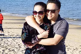 Ảnh đời thường ngọt ngào của vợ chồng Đinh Ngọc Diệp - Victor Vũ 