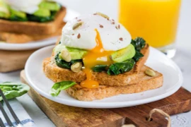 Ăn 1 quả trứng mỗi ngày, lợi hay hại?