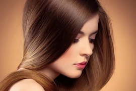 3 cách gội đầu đơn giản để tóc mềm mượt không bết dầu