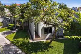 Ngôi nhà hình chữ Y độc đáo ở Nghệ An