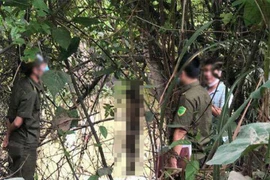 Nghi án do mâu thuẫn, chồng sát hại vợ rồi treo cổ tự tử