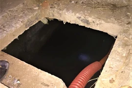 Bé trai 4 tuổi rơi xuống hố ga ven đường tử vong