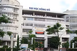 Vụ Đại học Đông Đô: Nhiều "cò" trung gian thoát hình sự