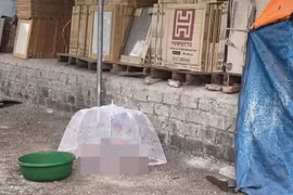 Thi thể sơ sinh trong túi nylon: Ác mẫu là ai? 