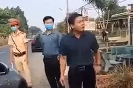 Phó chủ tịch HĐND huyện chửi bới, chống đối chốt kiểm dịch COVID-19, có bị xử lý hình sự? 