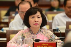 Nguyên Thứ Trưởng Hồ Thị Kim Thoa bị khởi tố nhưng đang ở Pháp
