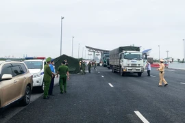 Quảng Ninh: Thành lập 10 chốt kiểm soát, cách ly các trường hợp trở về/đi qua vùng dịch
