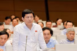  Ông Phạm Phú Quốc có 2 quốc tịch: Xem xét bãi nhiệm ĐBQH, đình chỉ chức vụ