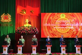 Thủ tướng nhấn nút khai trương Cổng dịch vụ công Bộ Công an